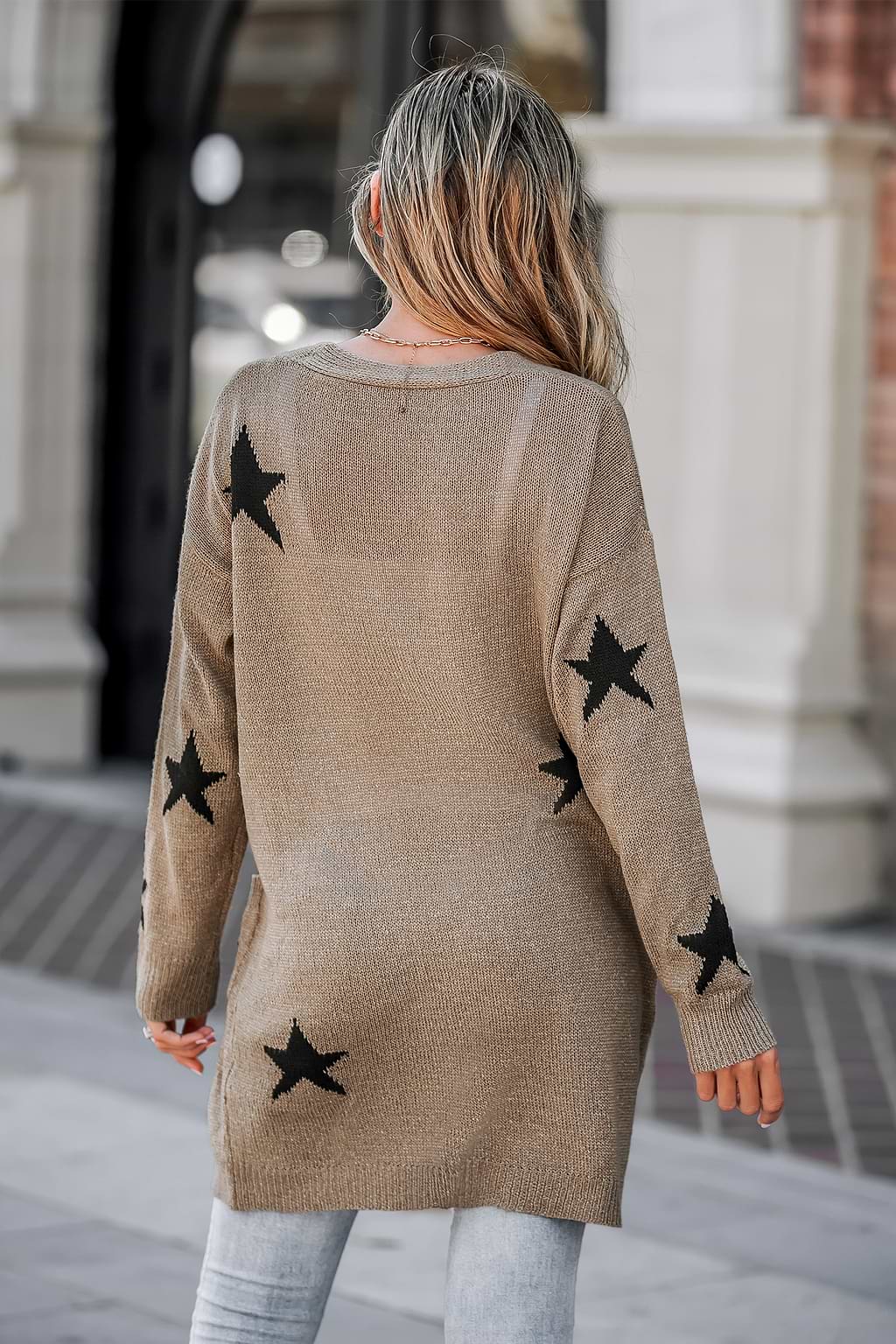 Cardigan avec col en V et boutons sur le devant à imprimé étoiles