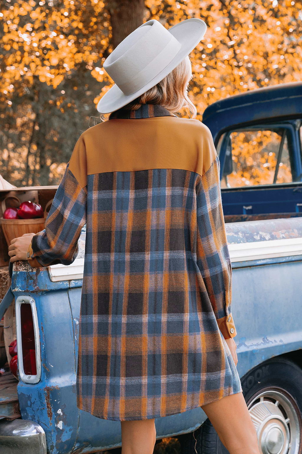 Robe mini chemise à boutons sur le devant en carreaux