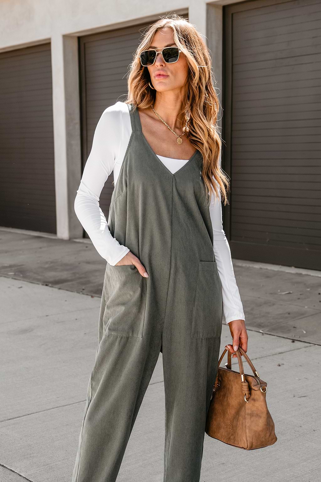 Combinaison en velours côtelé vert sauge