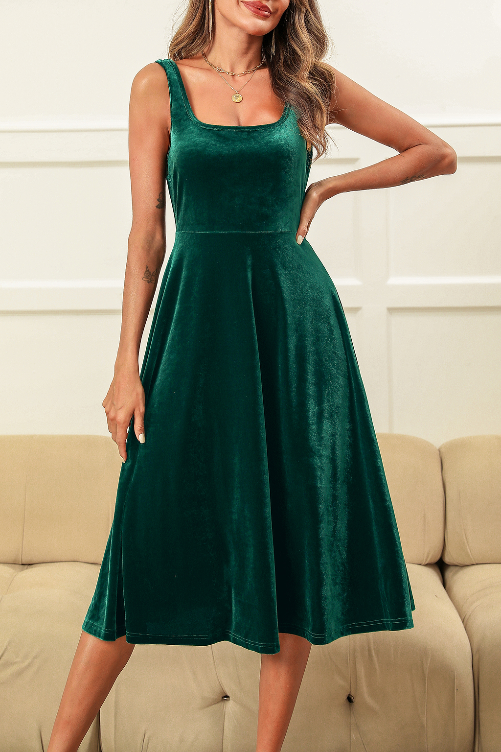 Scoop Sleeveless Velvet Dress