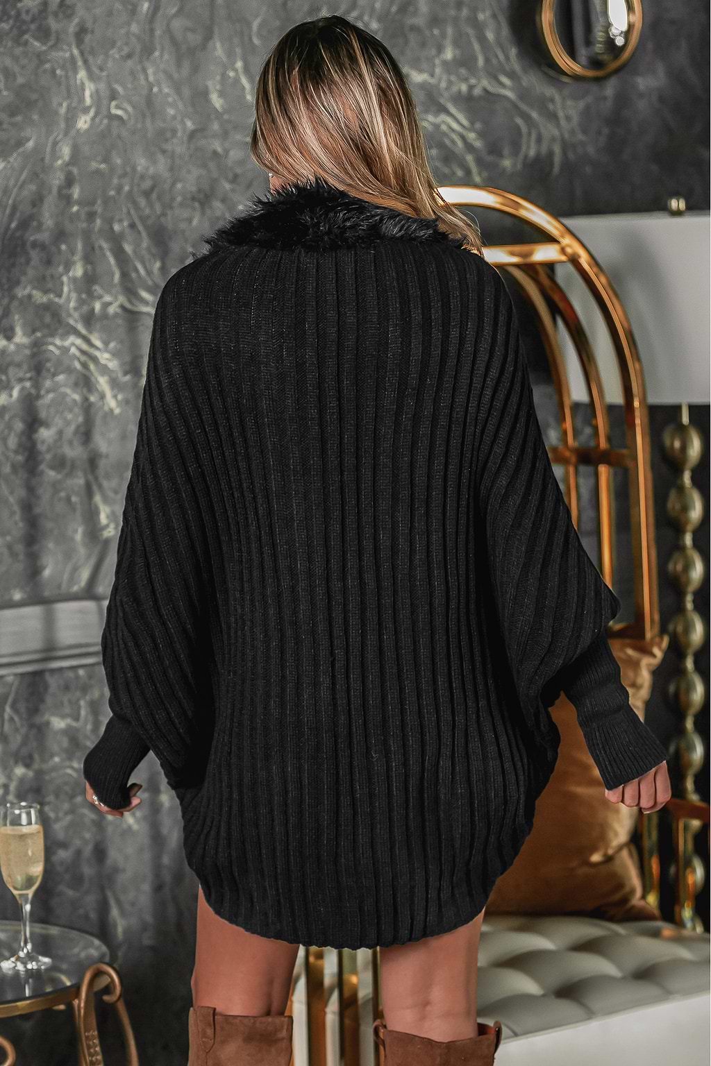 Vest met vleermuismouwen en vleermuismouwen