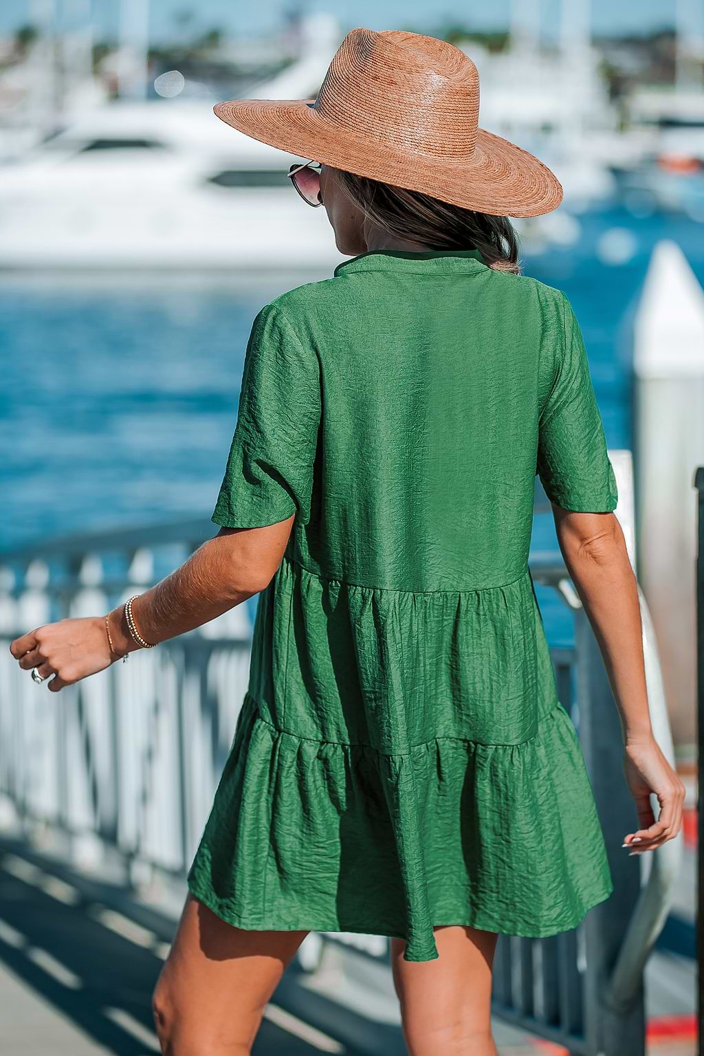 Encubrimiento con paneles verde bosque