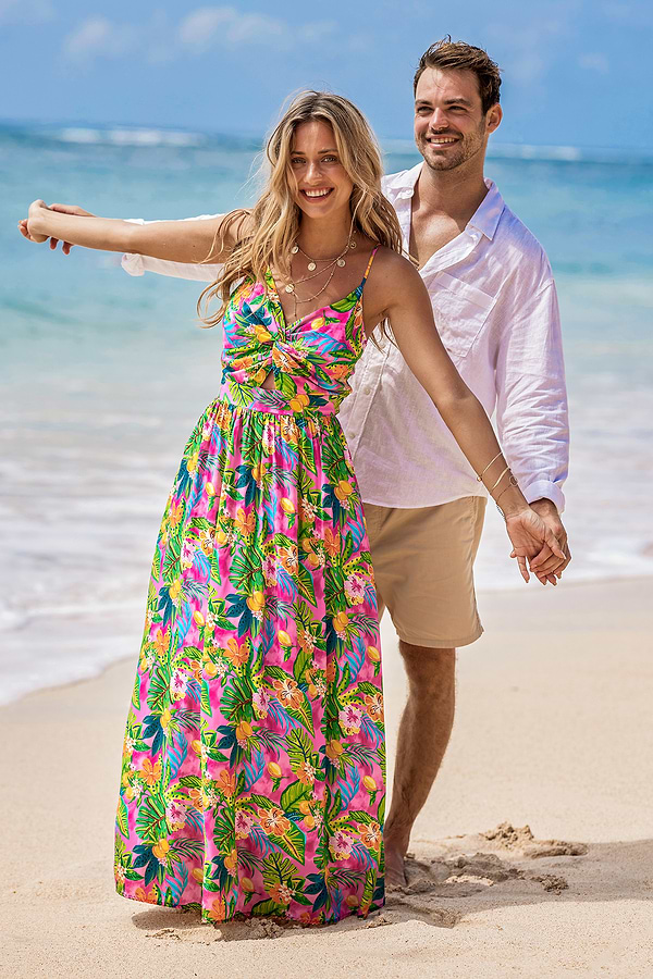 Tropical Floral Twist & Keyhole Maxi Dress Tropical Floral Twist & Keyhole Maxi Dress