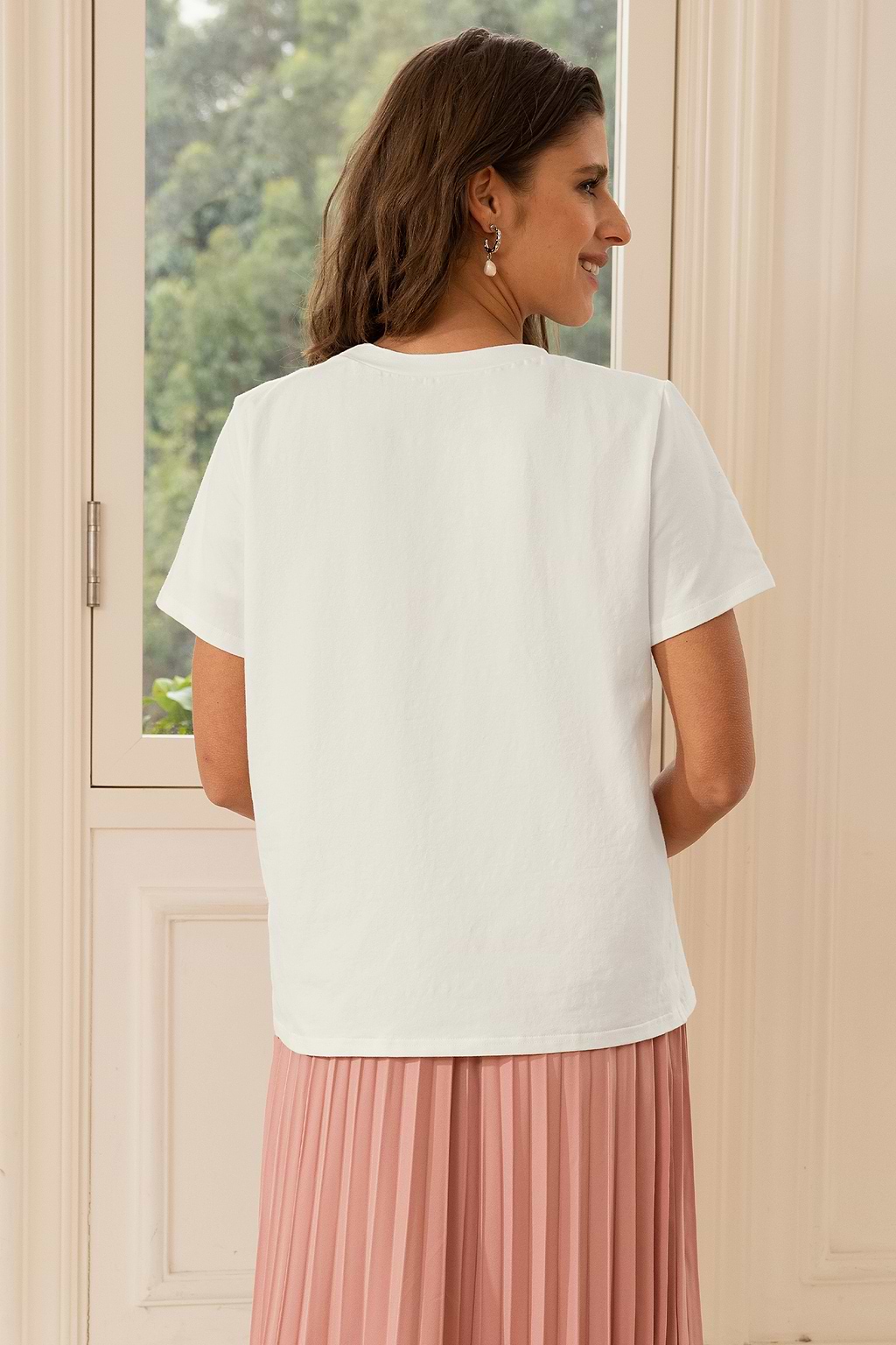 Weißes T-Shirt mit Valentinstag-Grafik