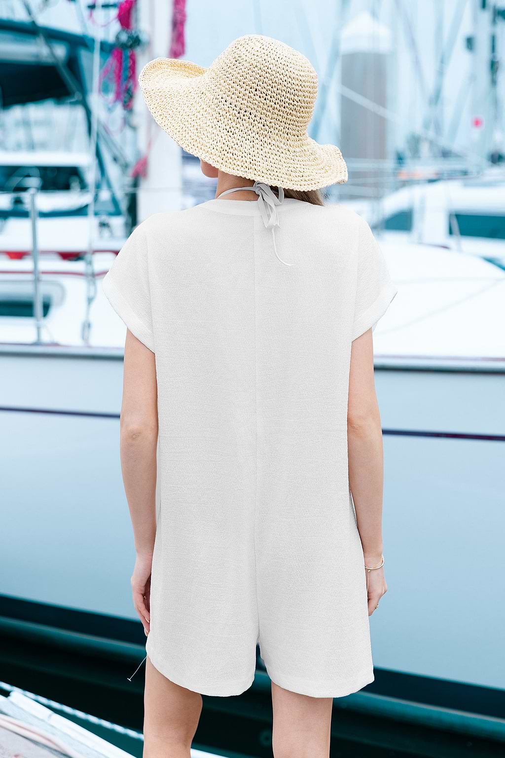 Witte cover-up met korte mouwen en opgestikte zak