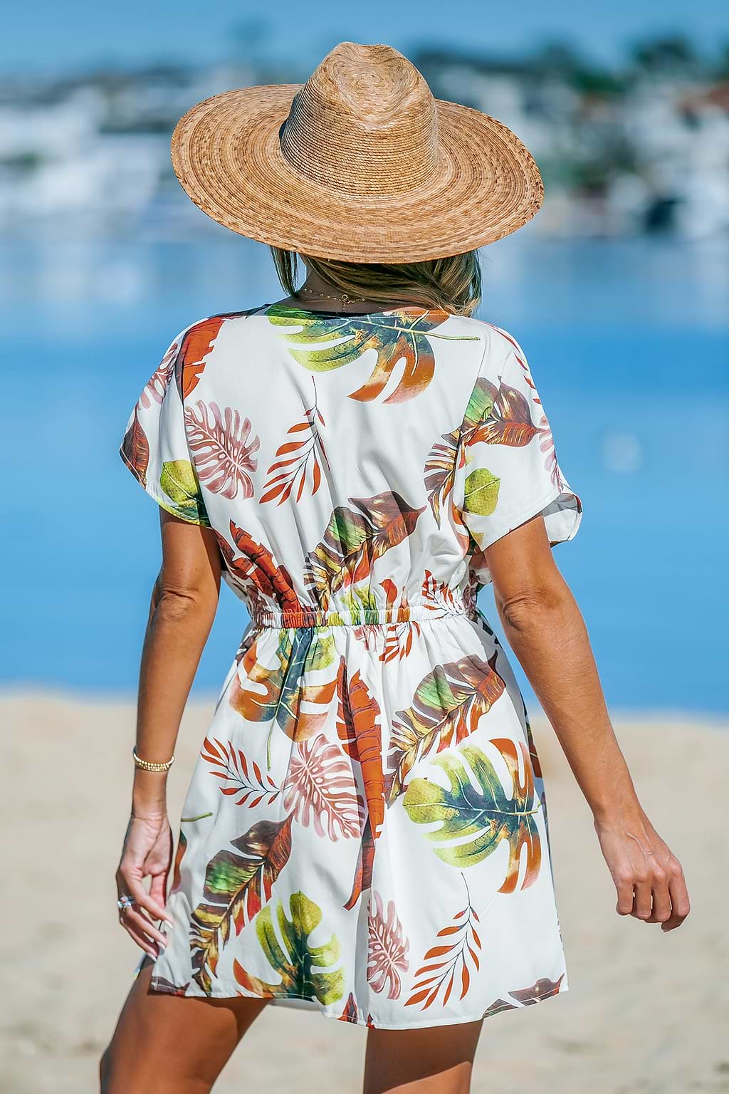 Tropisches Cover-Up-Minikleid mit tiefem Dolman-Ärmel