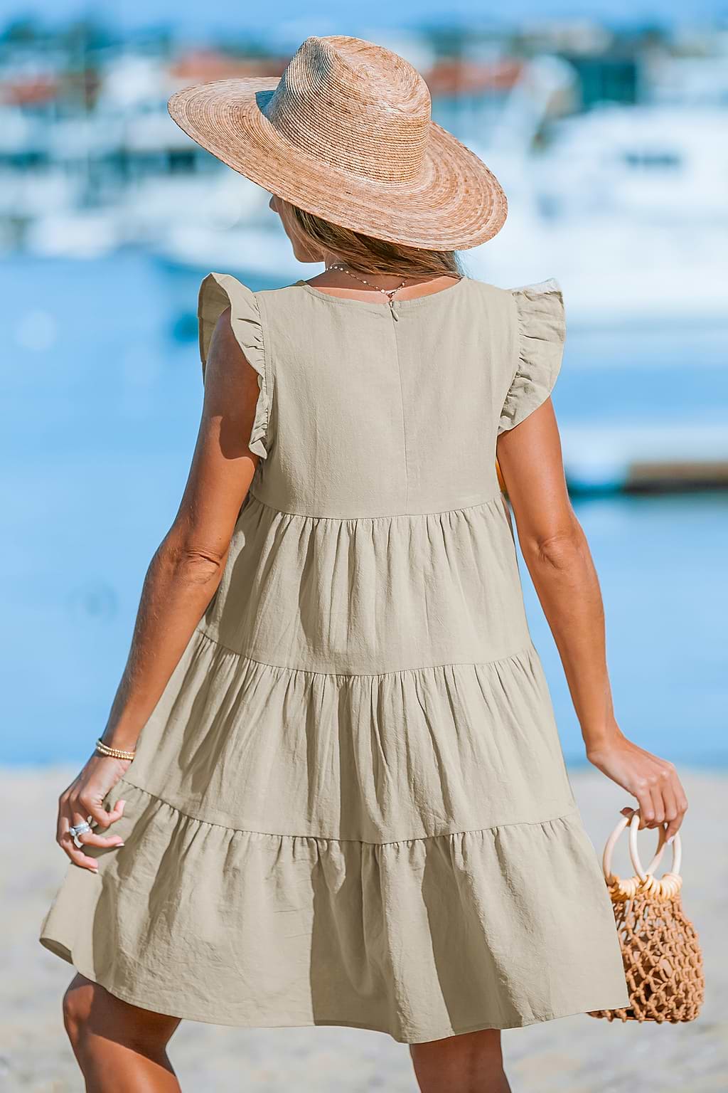 Khakifarbenes Minikleid mit Flatterärmeln