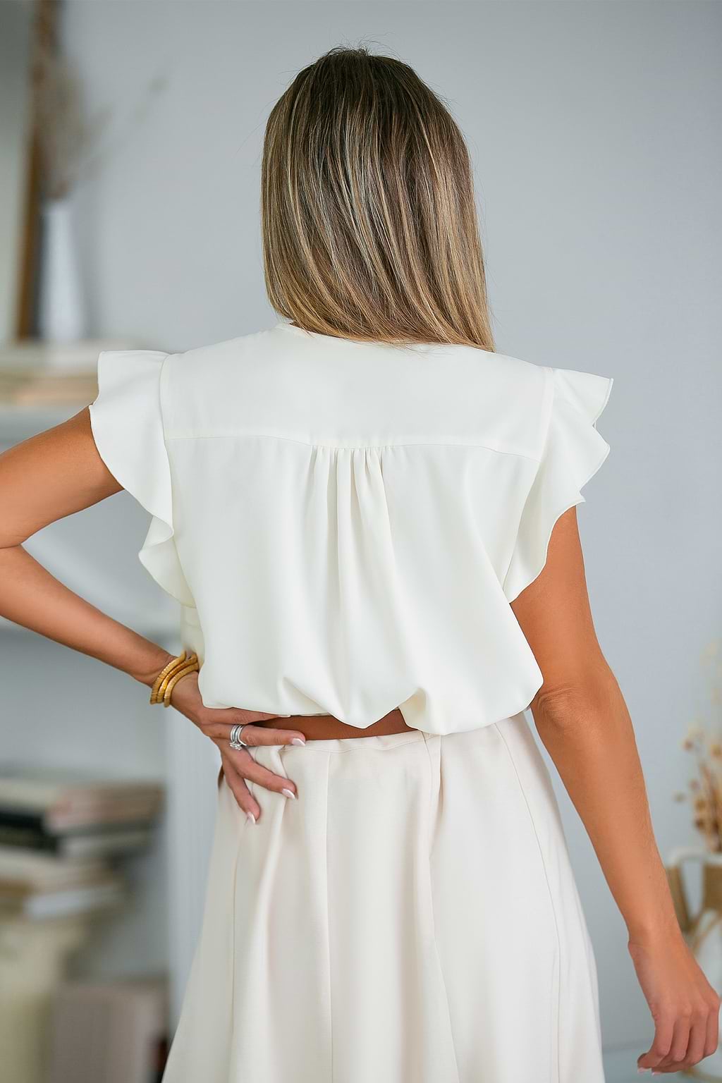 Blouse avec manches à volants ivoire