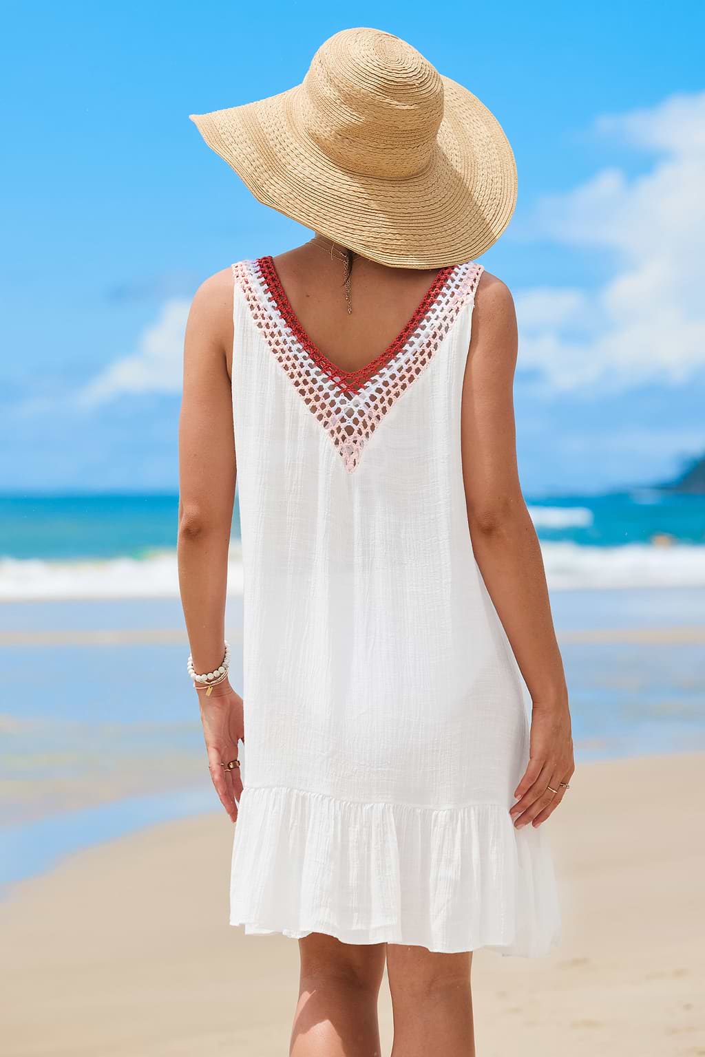 Robe cover up mini à col en V en crochet blanche