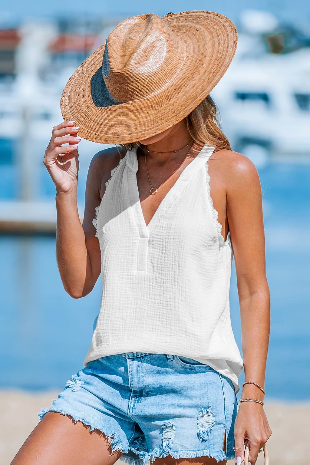 Débardeur en pur coton sans manches à bordures en dentelle blanc