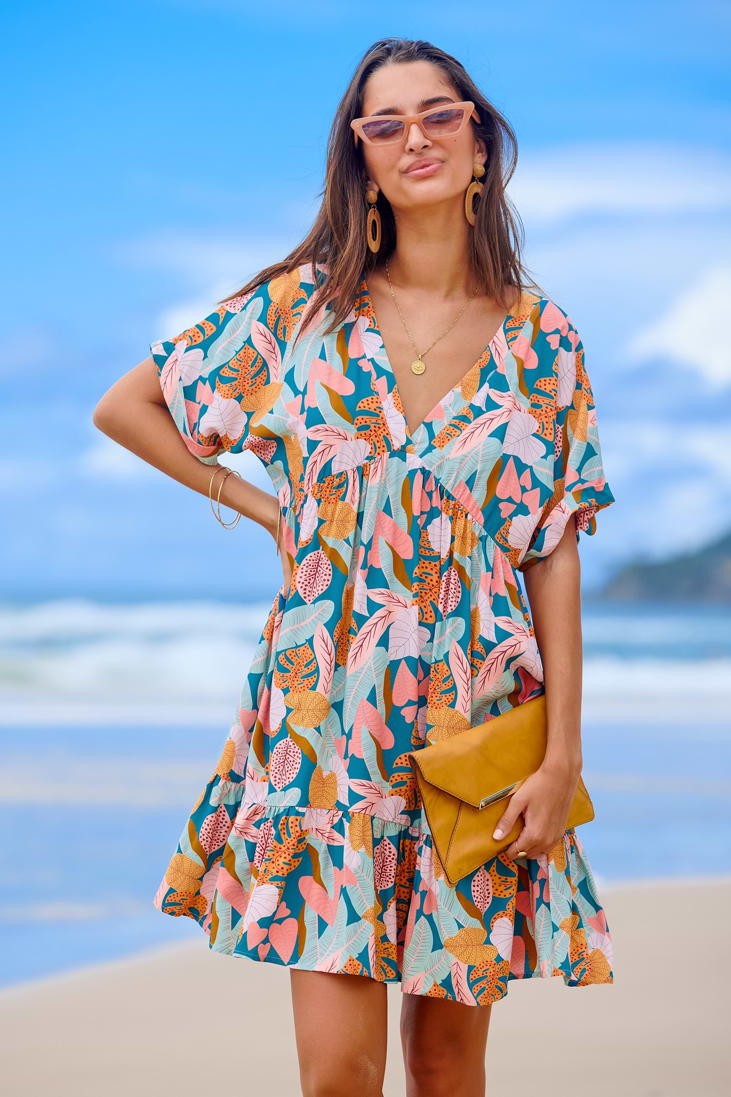 【関税込み】COTTON CITIZEN グリーン Capri ミニドレス Green Tropical Dolman Sleeve Split Hem Maxi Dress