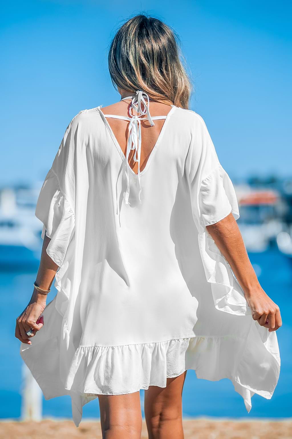 Robe cover up mini à manches dolman en dentelle blanche