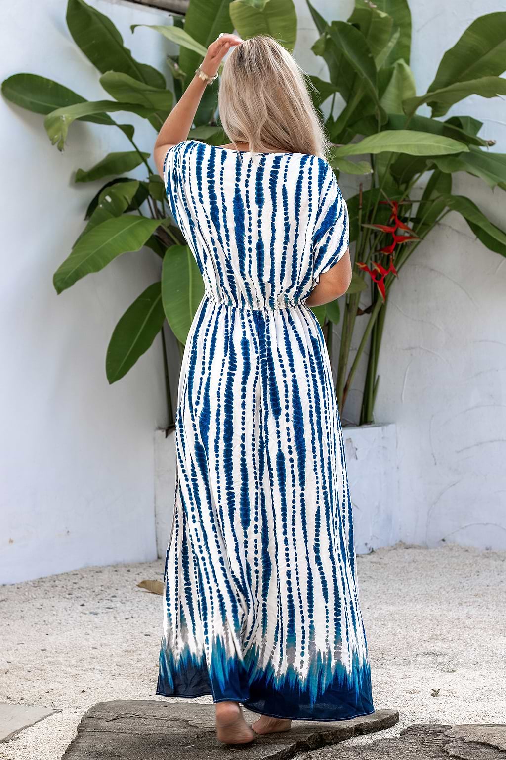 Blaues Tie Dye Maxikleid mit Dolman-Ärmeln