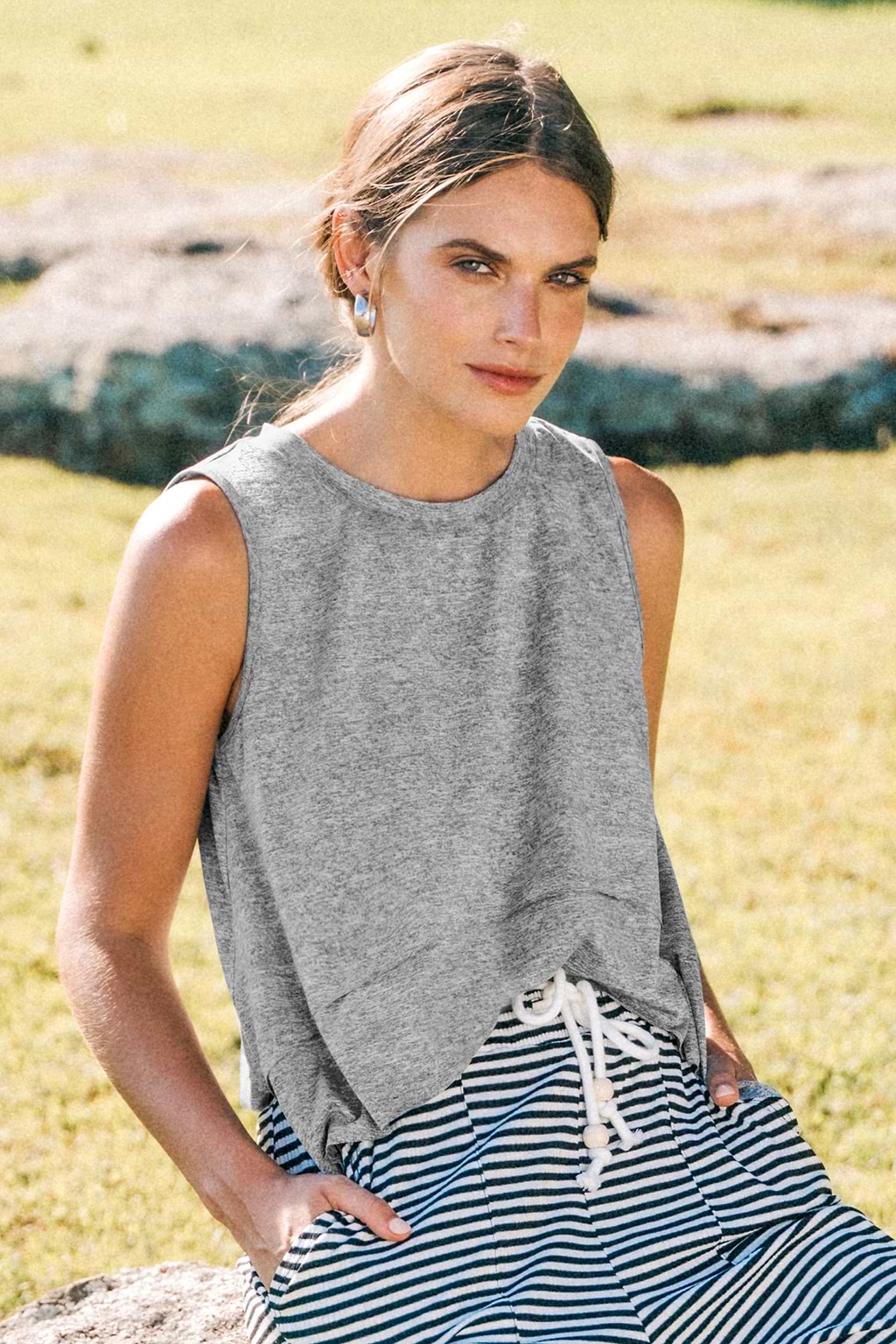 Débardeur asymétrique en jersey gris à col rond