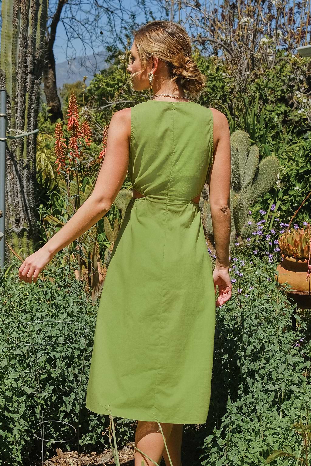 Retro Lime Green Linen Sleeveless Cutout Midi Dress