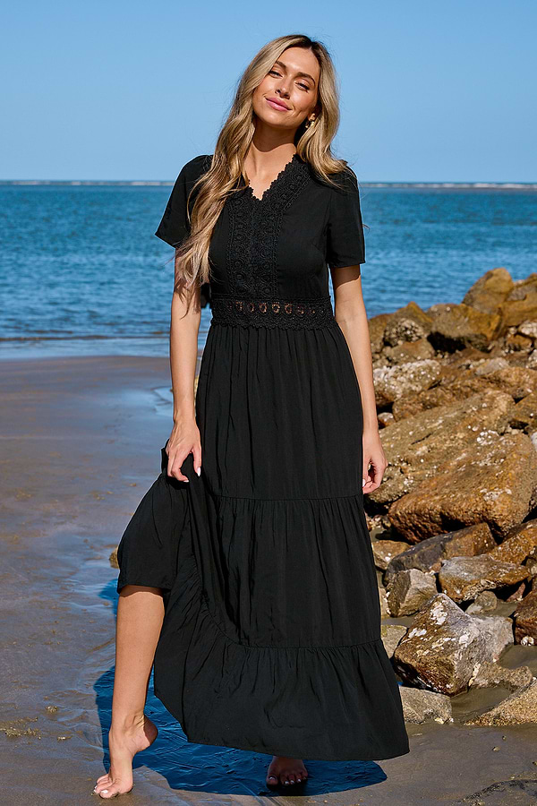 Black Lace Short Sleeve Flounce Hem Maxi Dress