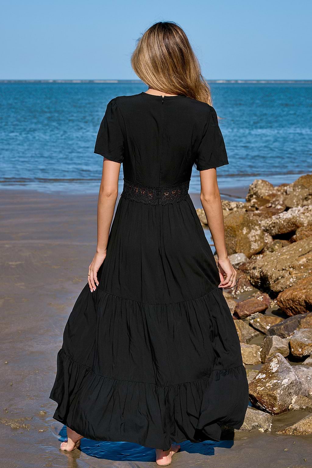 Black Lace Short Sleeve Flounce Hem Maxi Dress