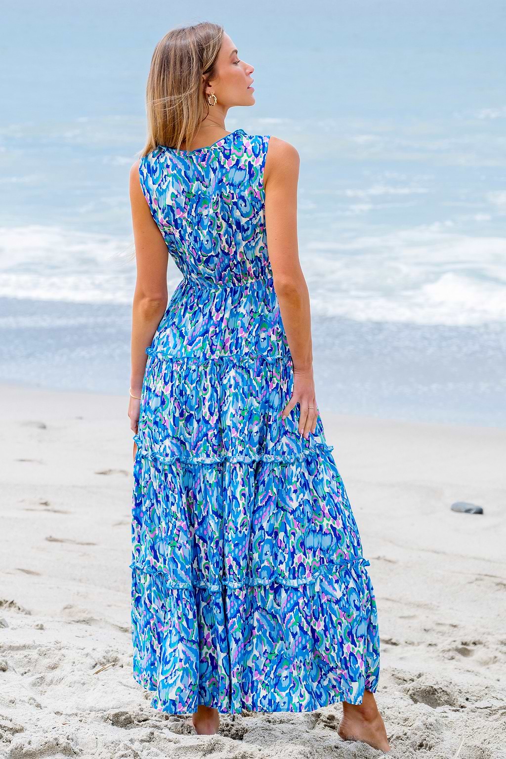 Abstraktes ärmelloses Rüschen-Maxikleid