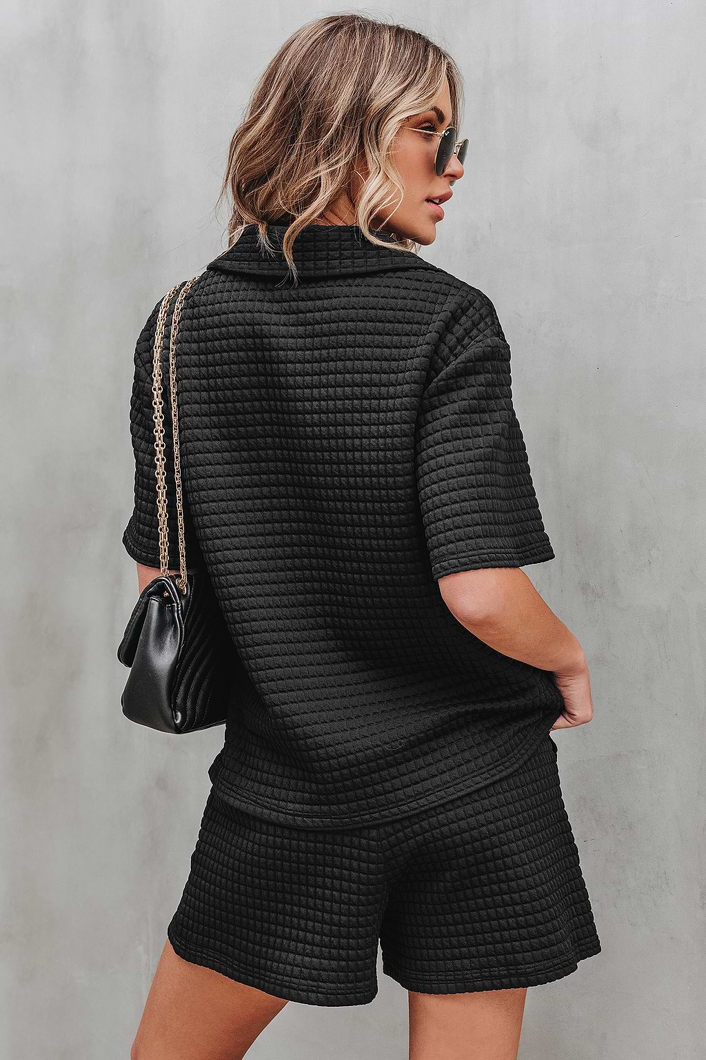 Gestricktes O-Ring-Top & Shorts-Set