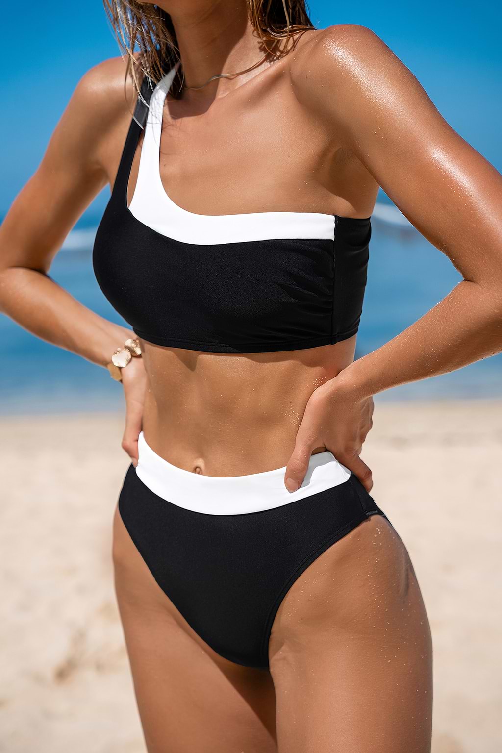 Colorblock One-Shoulder Bikini Top & Cheeky Bottoms Set