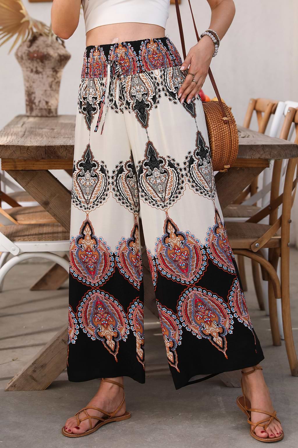 Boho-Hose mit gesmokter Taille und geradem Bein