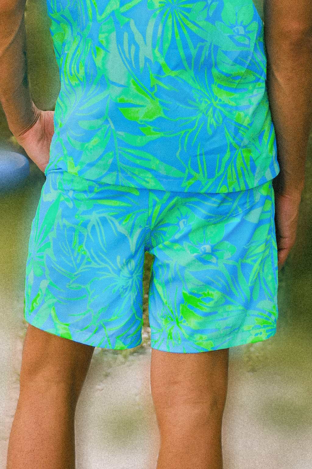 Men's Bright Tropics Drawstring Waist Board Shorts