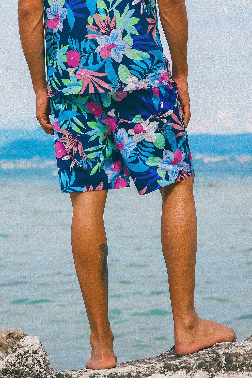 Men's Bright Tropical Board Shorts