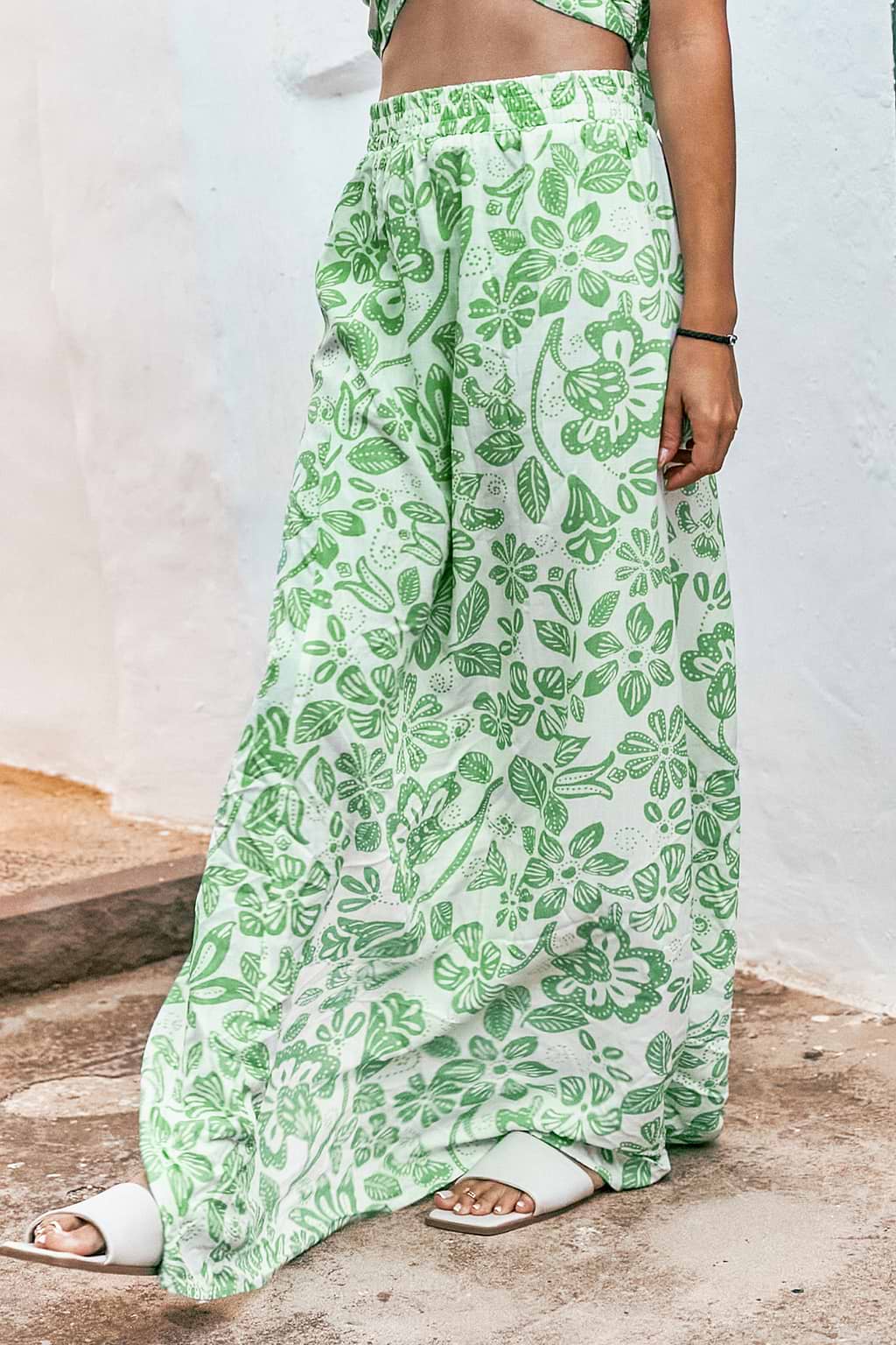Floral Print Smocked Maxi Skirt