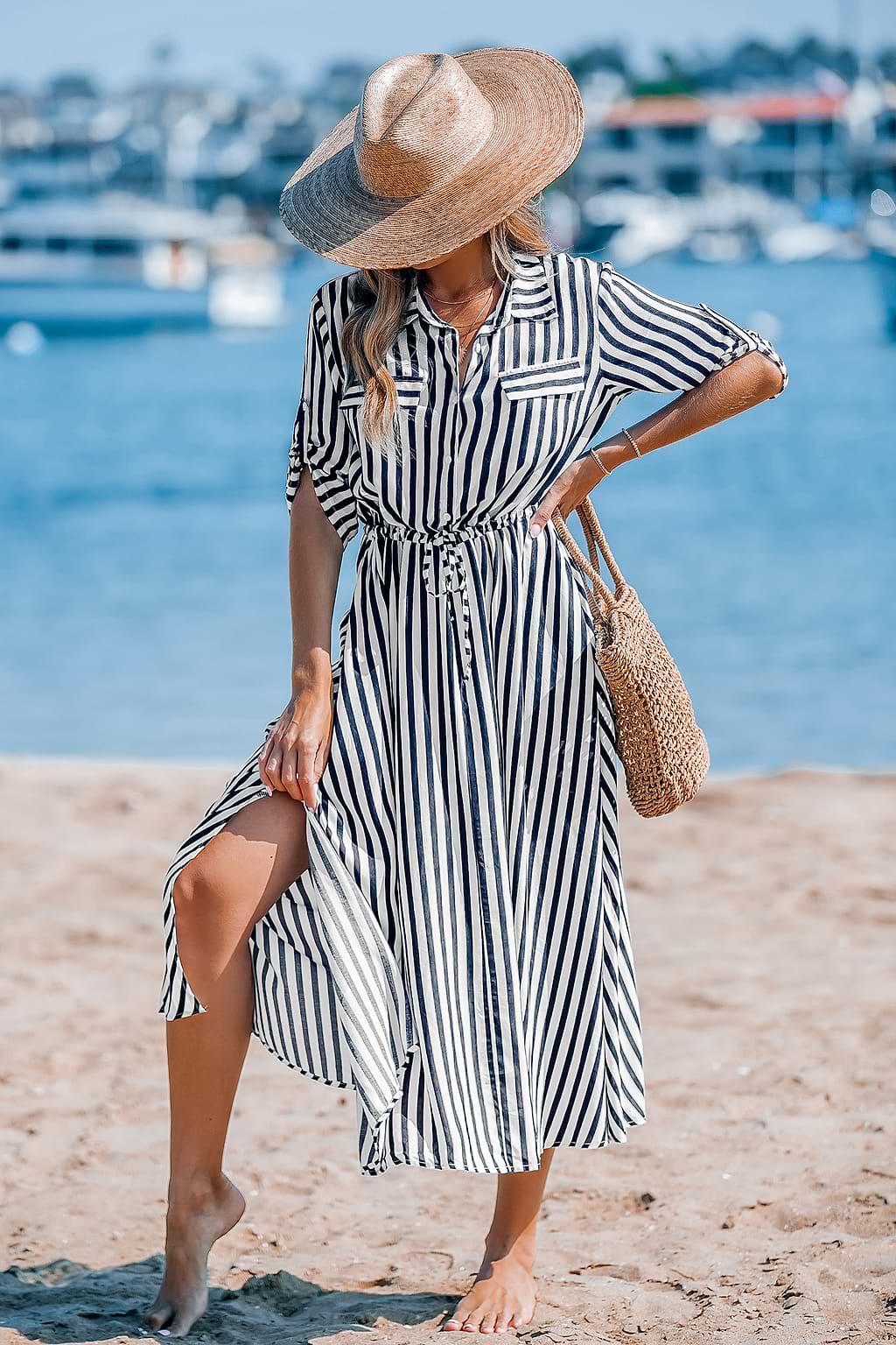 Robe midi avec col à demi manches bleu marine et blanche