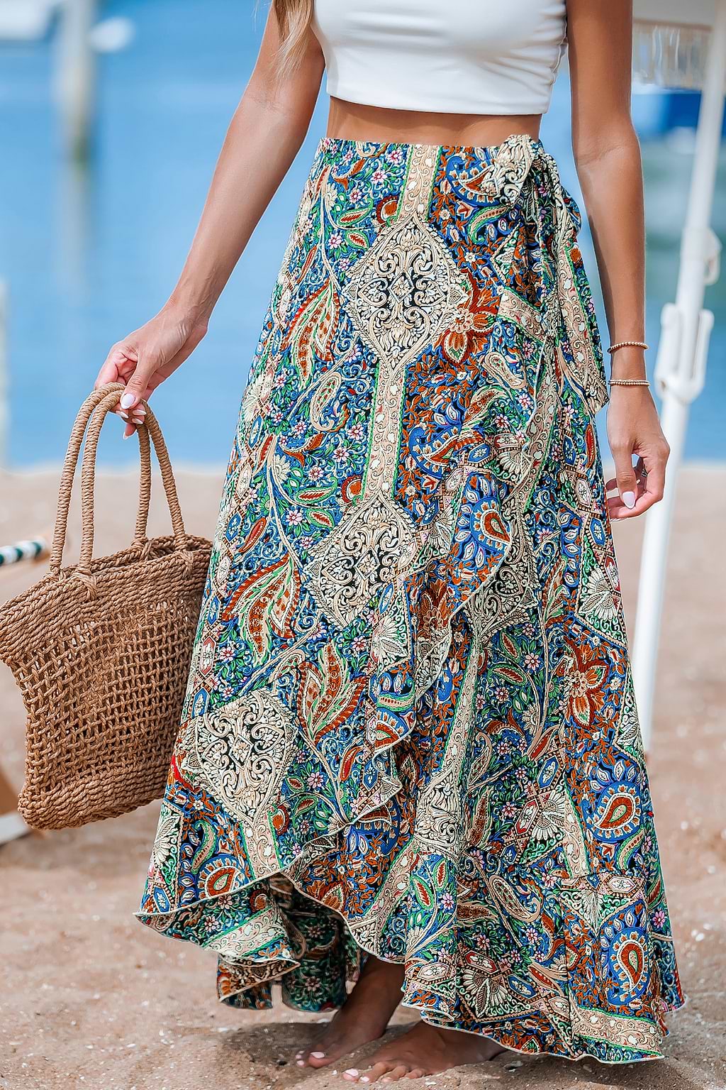 Falda larga con dobladillo asimétrico cruzado de cachemira