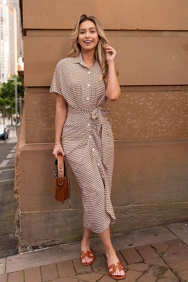 Retro Brown Collared Front Button Shirred Midi Dress