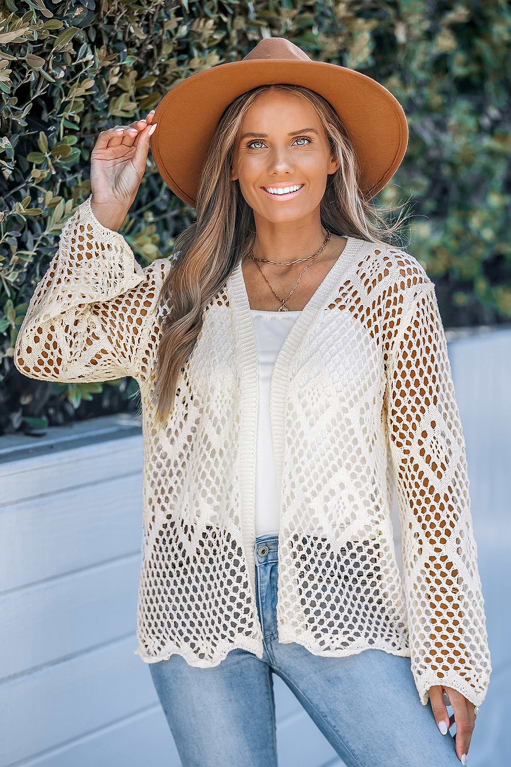 Langärmeliger knopfloser gestrickter Cardigan