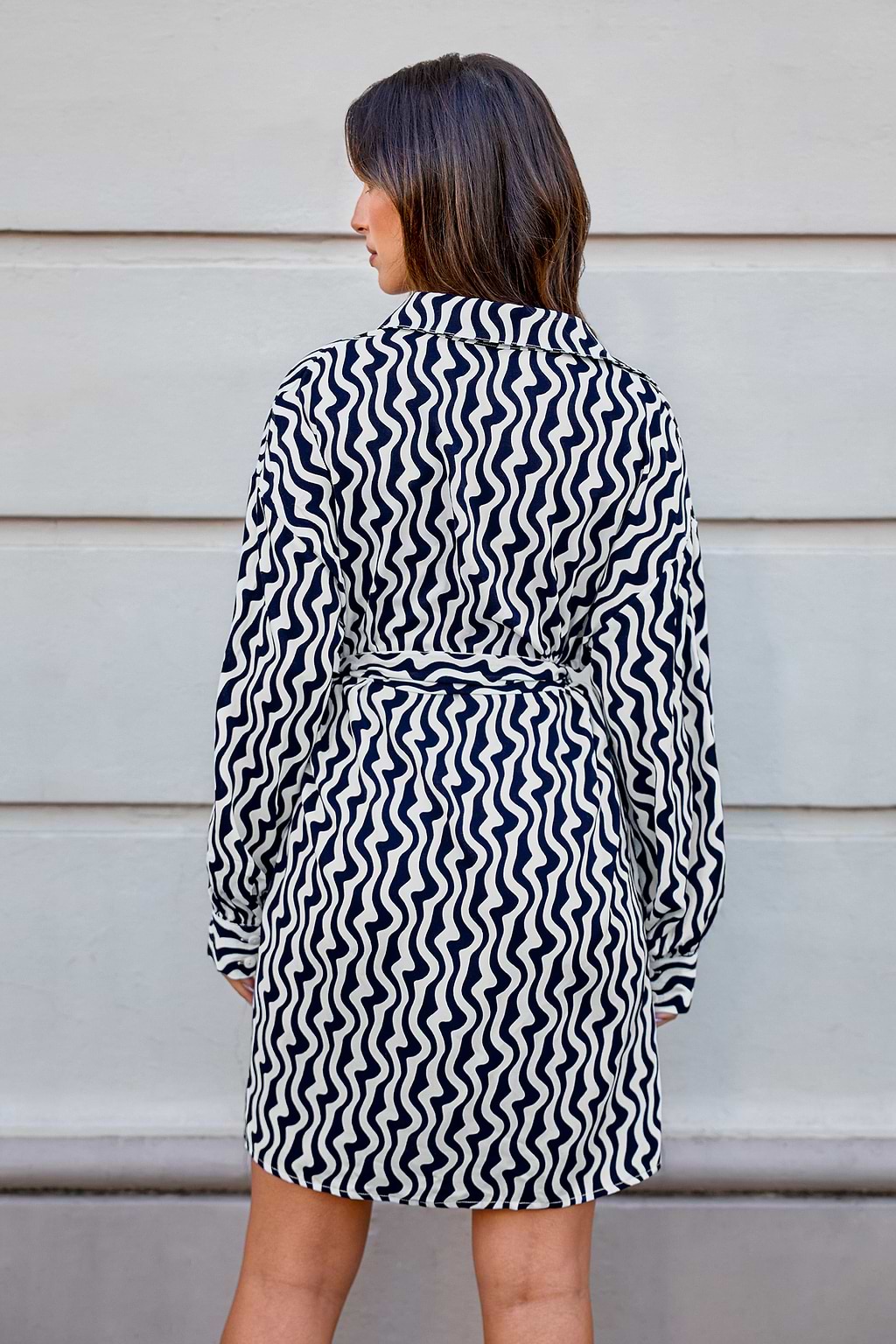 Abstract Collared Blouson Sleeve Mini Dress