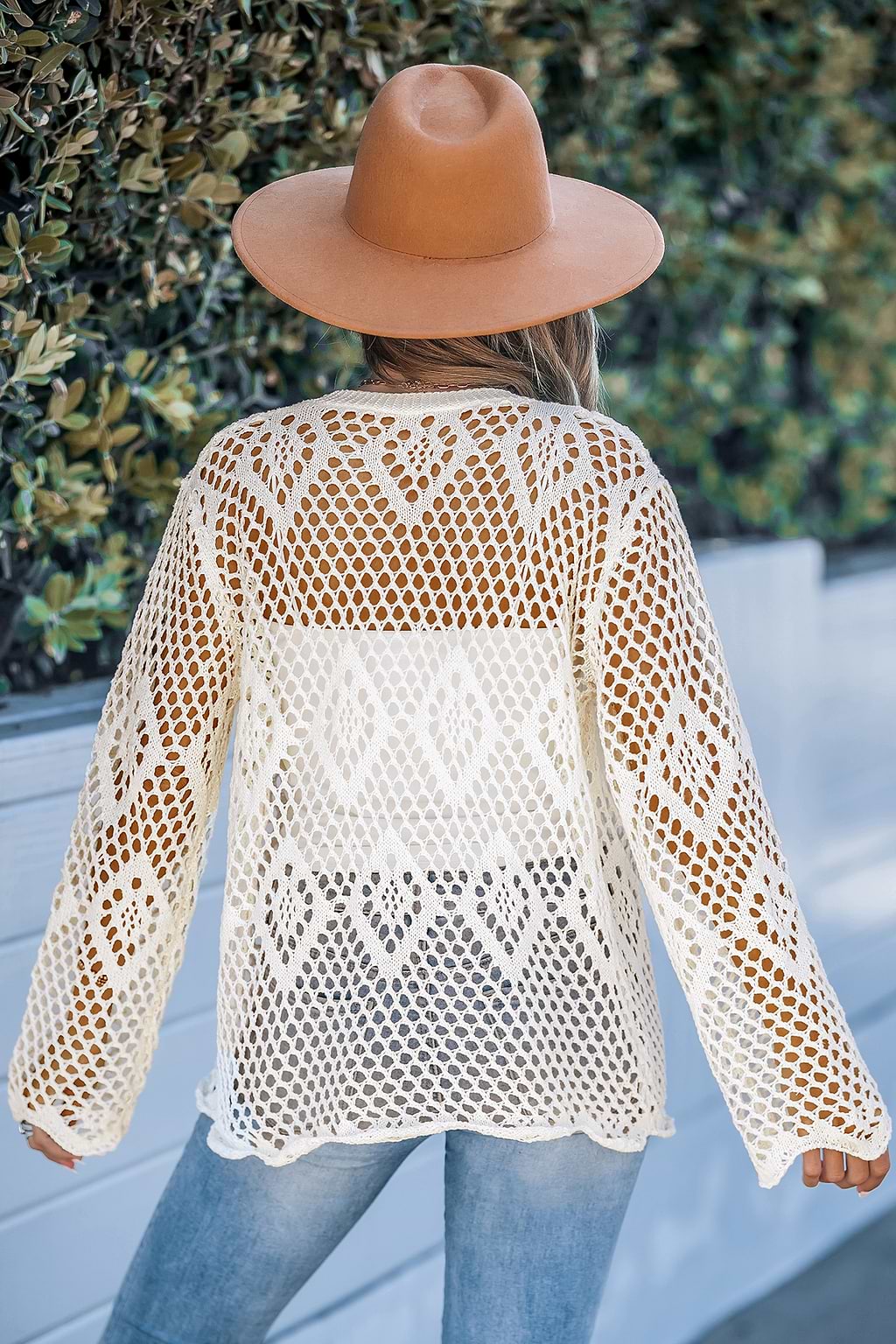 Langärmeliger knopfloser gestrickter Cardigan