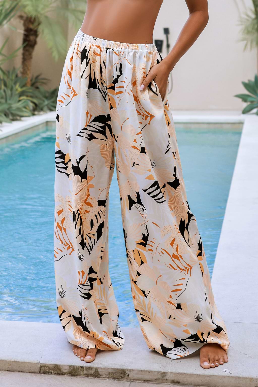 Tropical Elastic Waist Wide Leg Pants