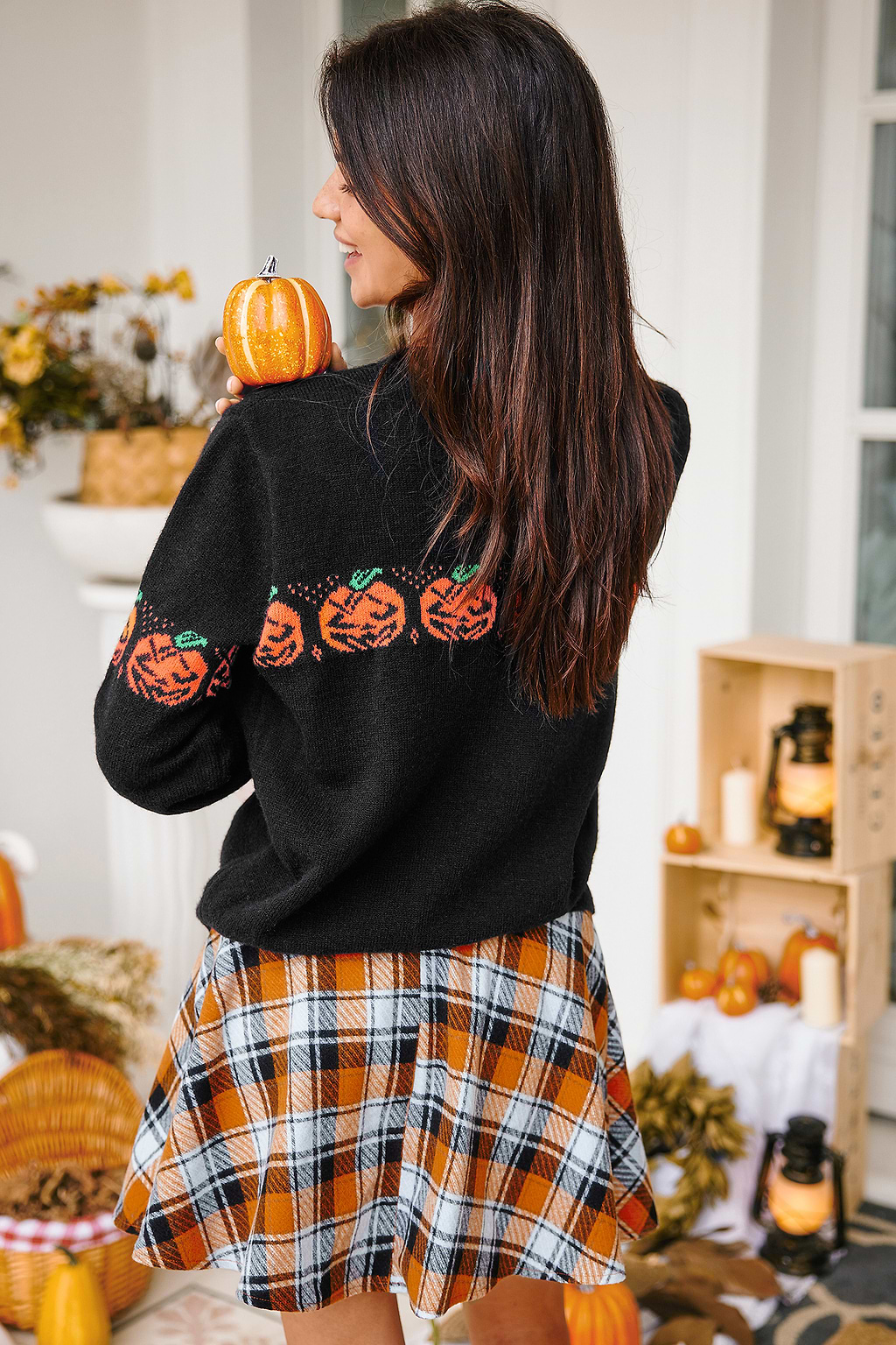 Black Pumpkin Round Neck Long Sleeve Sweater