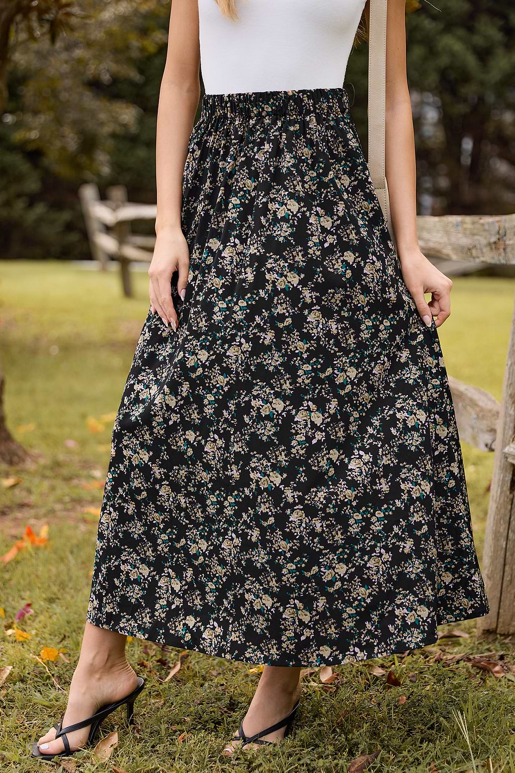 Ditsy Elastic Waist Maxi Skirt