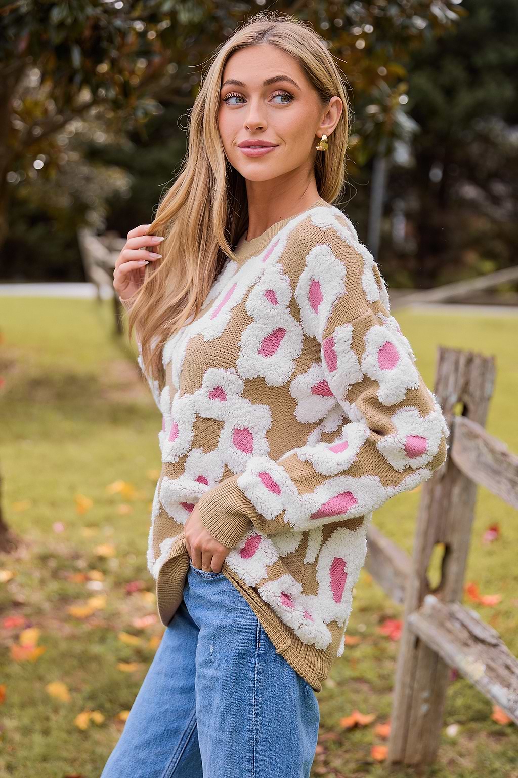 Round Neck Long Sleeve Boucle Floral Sweater