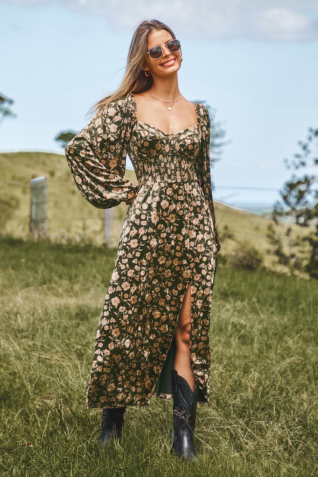 Green Floral Velvet Sweetheart Blouson Sleeve Midi Dress