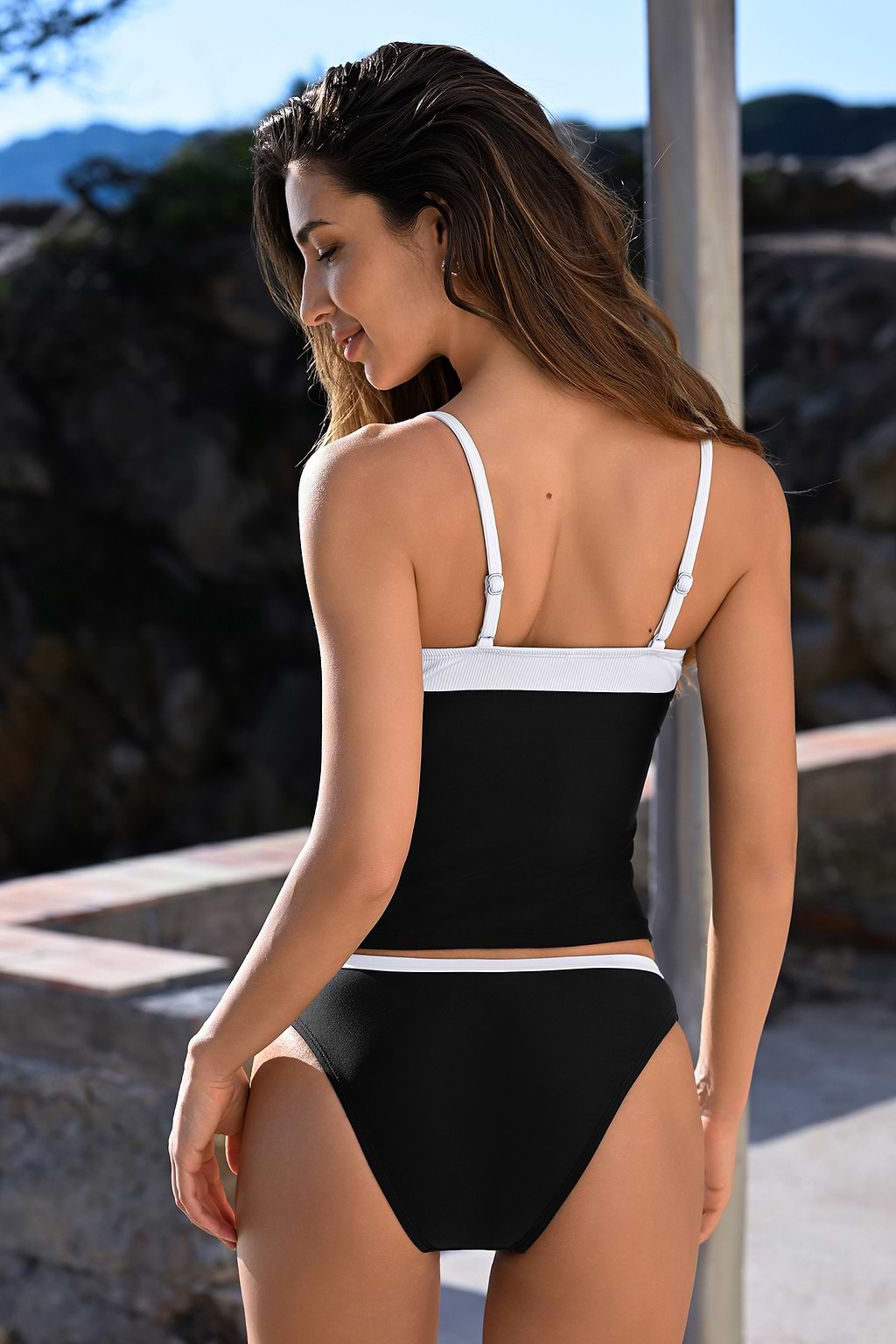 Square Neck Bow Tankini Top & Standard Rise Bottoms Set