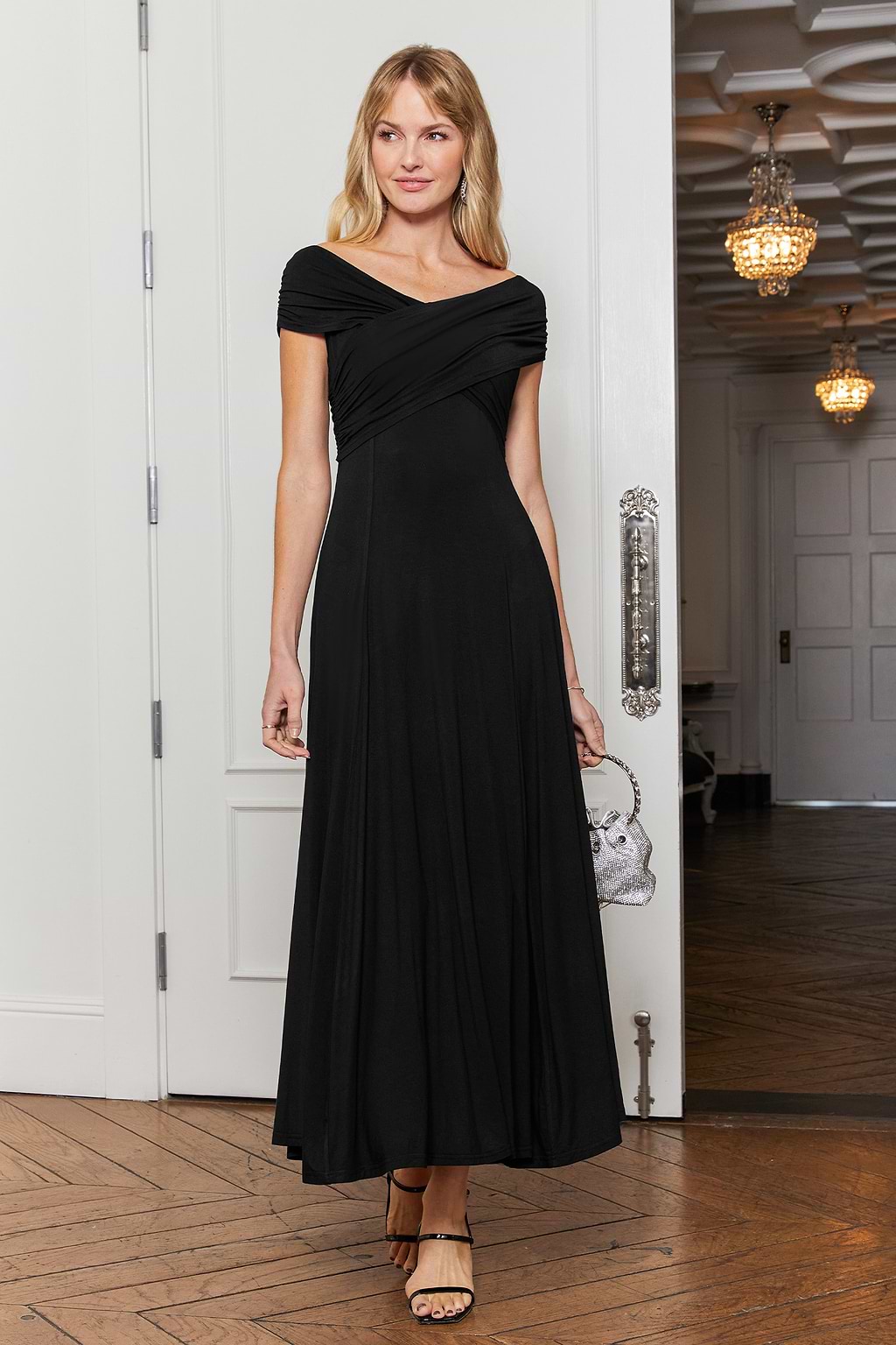 Black Off-shoulder Ruched Maxi Dress