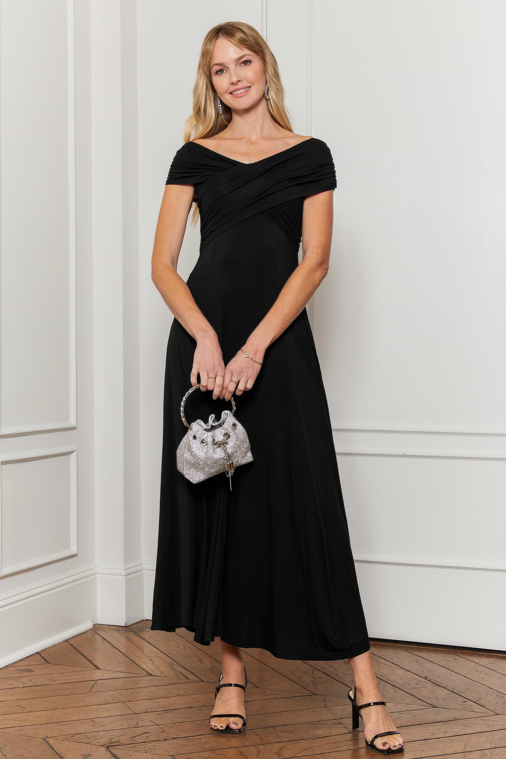 Black Off-shoulder Ruched Maxi Dress