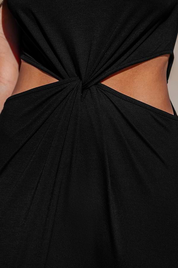 Chic Temptation Black Midi Dress