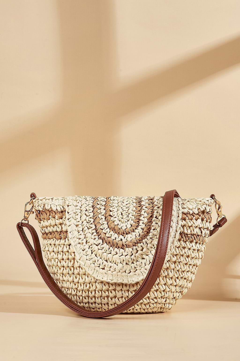 Beachside Brunch Straw Crossbody Bag