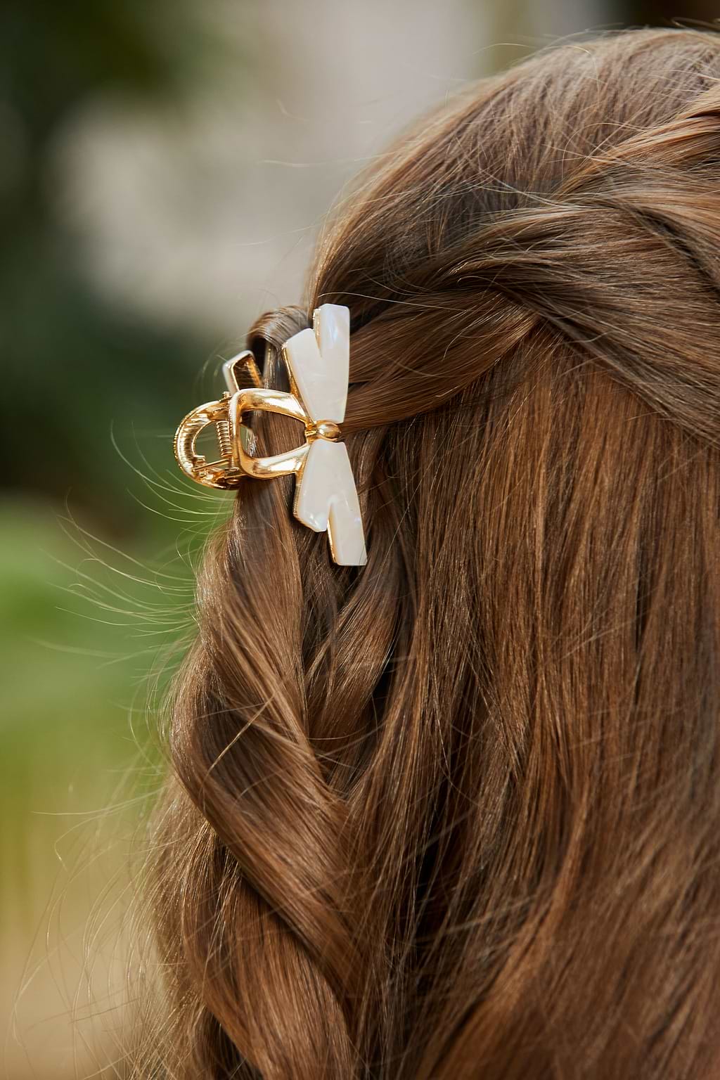 Sweet & Simple Gold-Tone Claw Clip