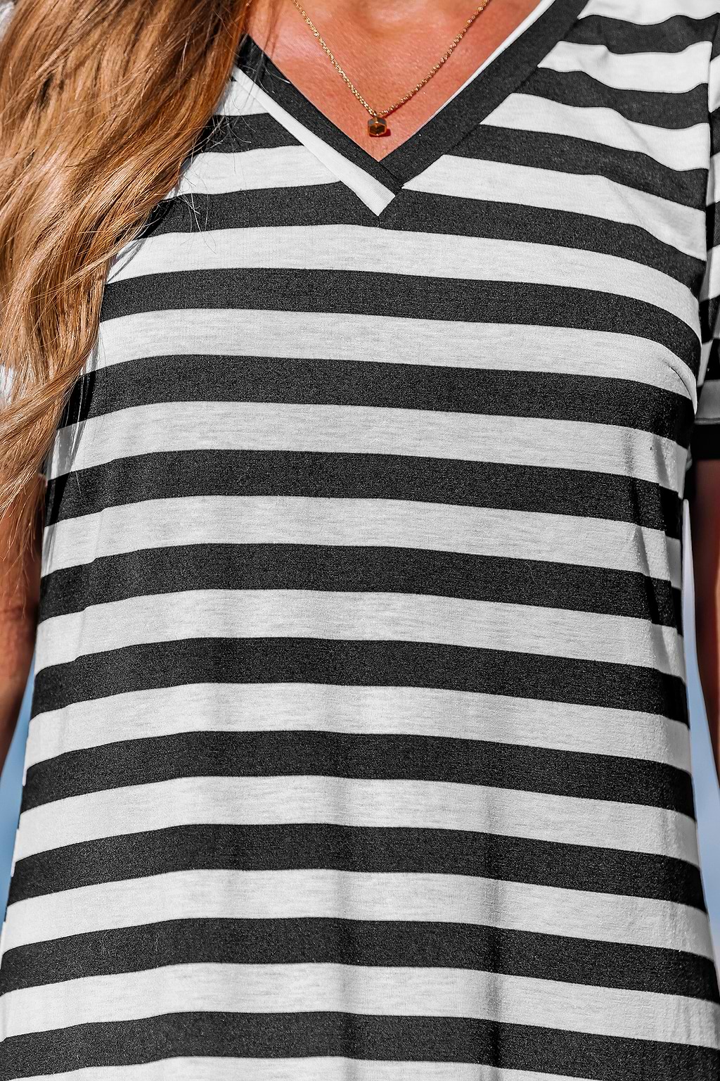 Wide Stripe V-Neck Short Sleeve Midi Dress