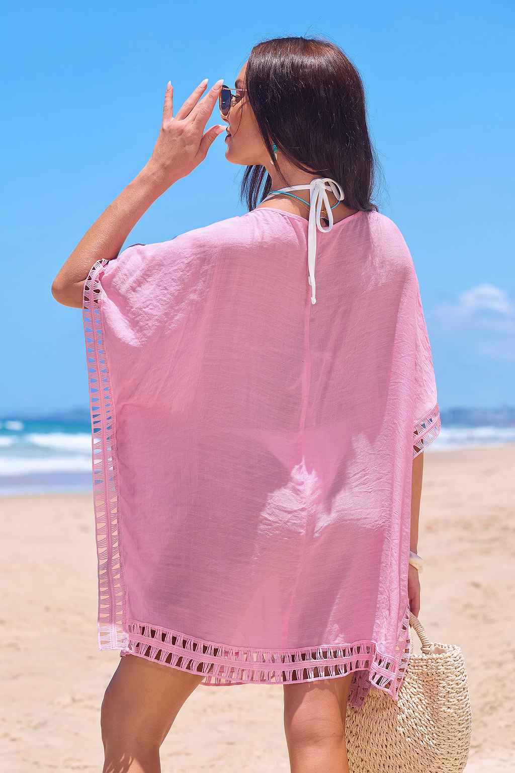 Robe cover up courte rose tissée garniture