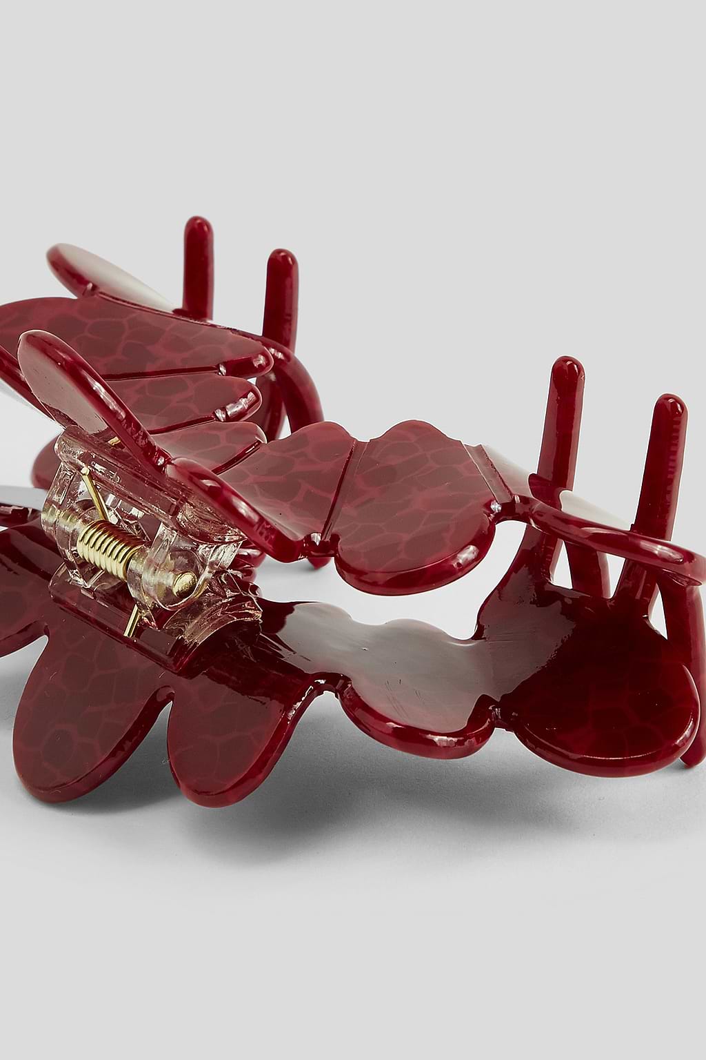 Crimson Bloom Claw Clip