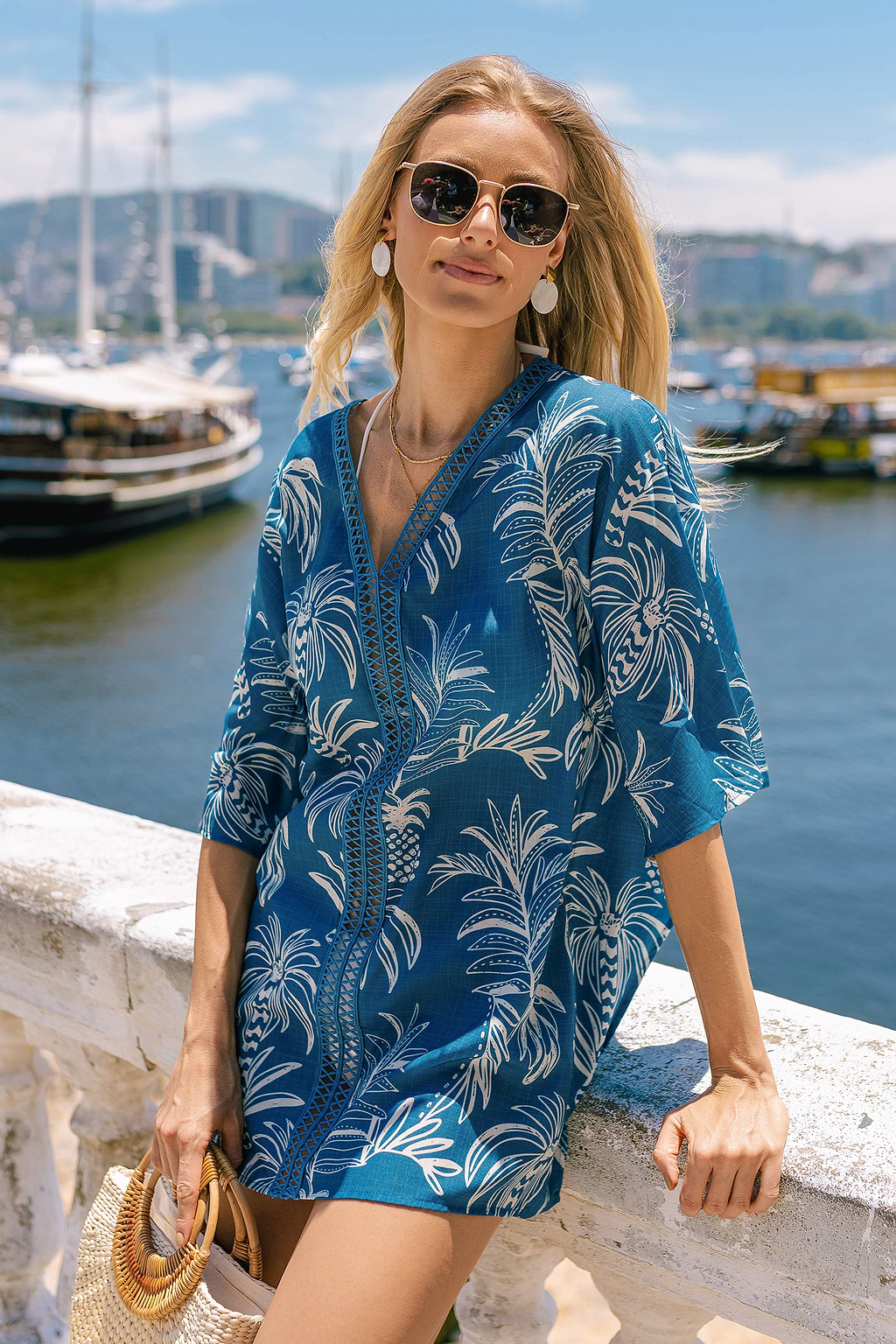 Vestido mini estilo tropical de la sección VIP