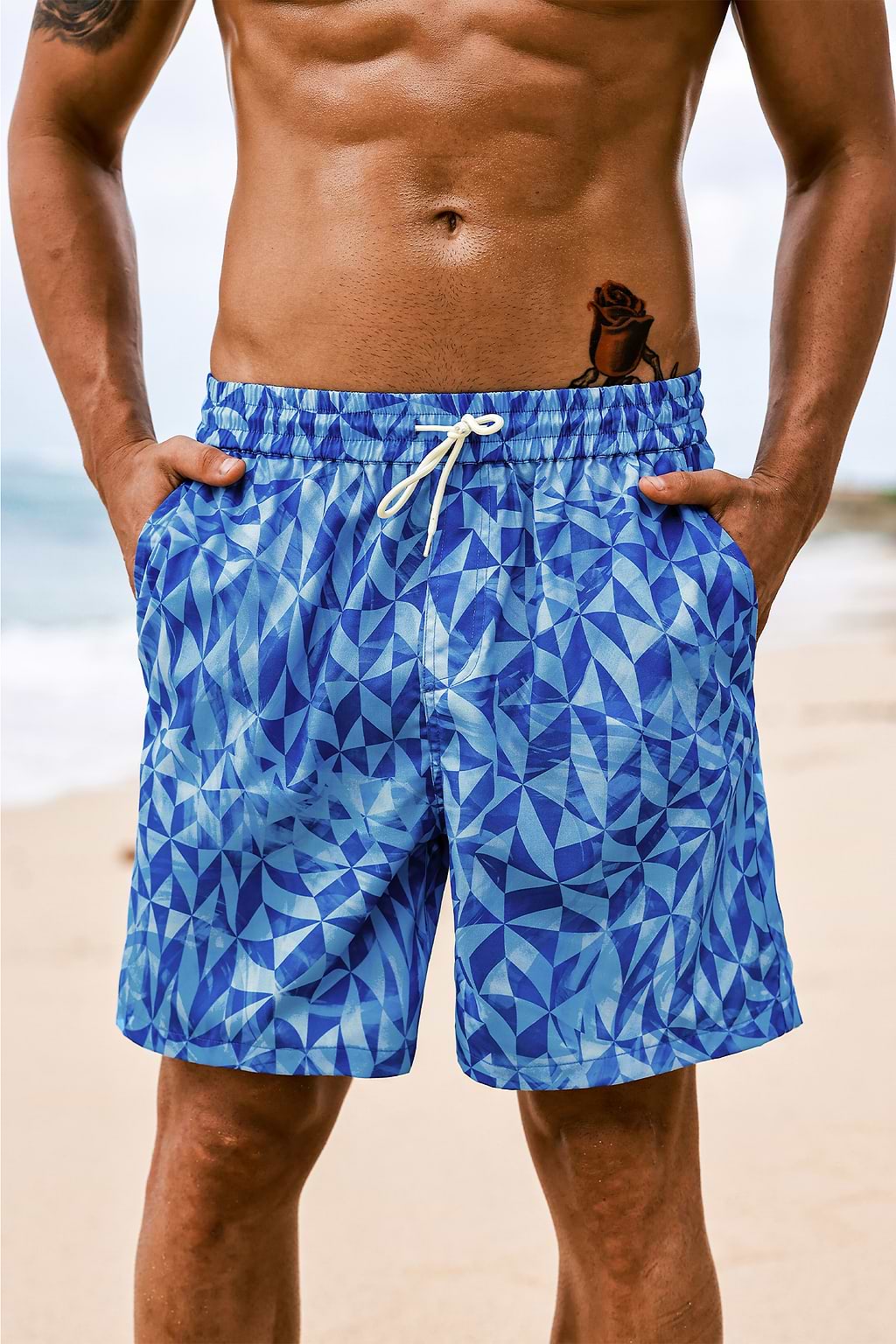 Short de plage à imprimé géométrique